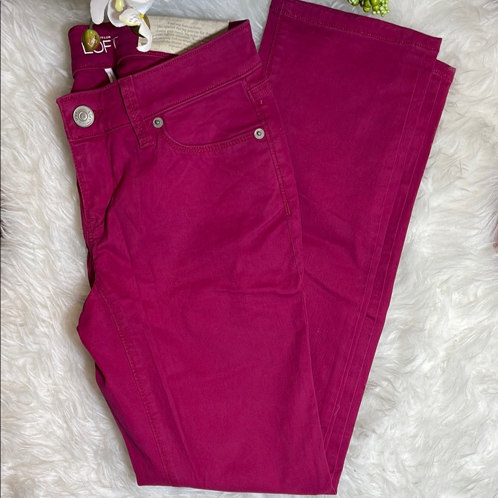 LOFT Curvy Straight Jeans